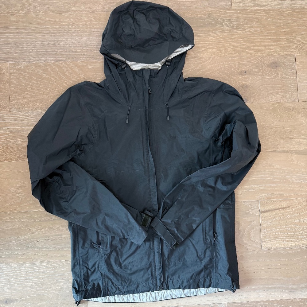Patagonia Men's Torrentshell Rain Jacket